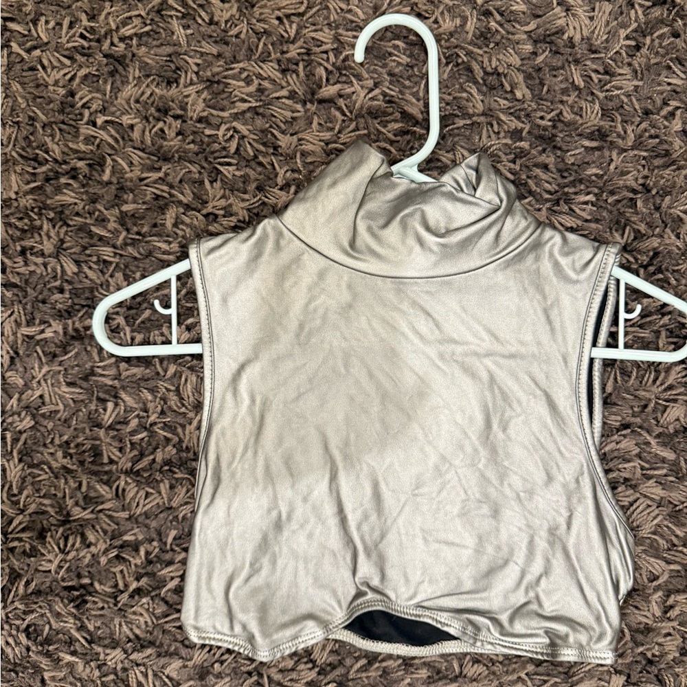 SHEIN Cream Sleeveless Mock Neck Top